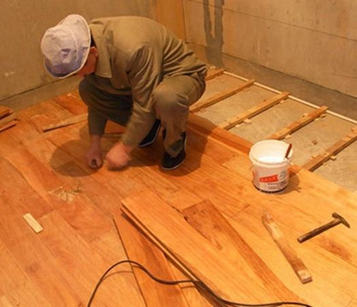 怎么鋪木地板 如何選擇優(yōu)質(zhì)的木地板